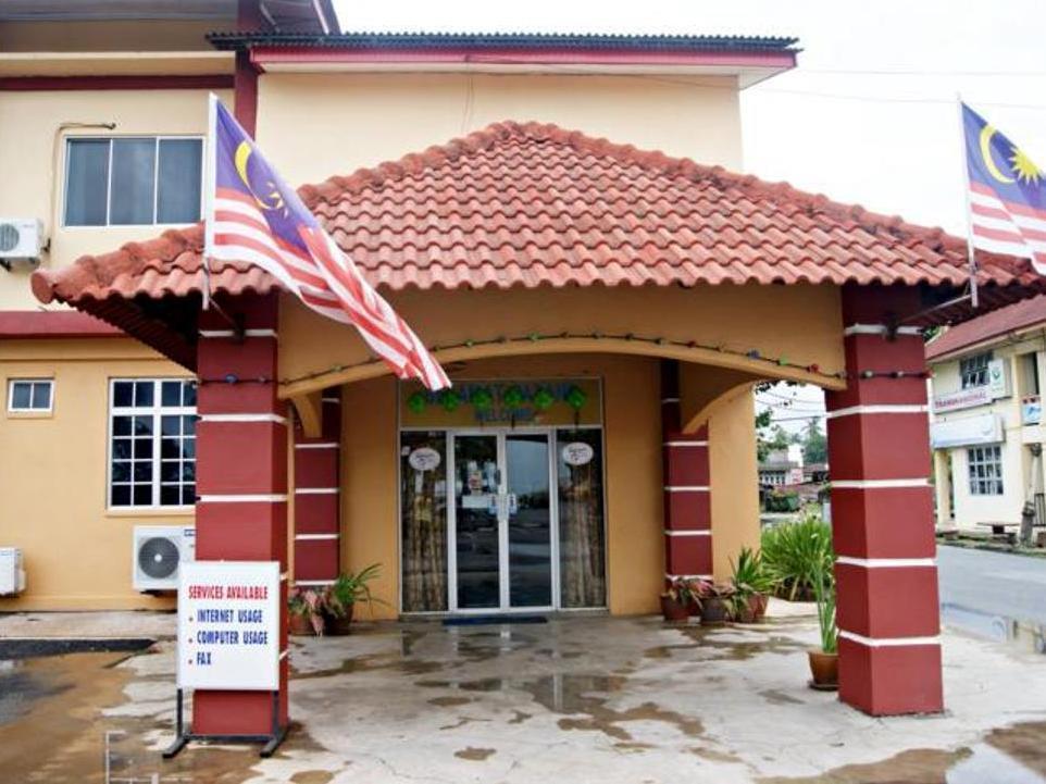 Samudera Hotel Kampung Kuala Besut Exterior photo